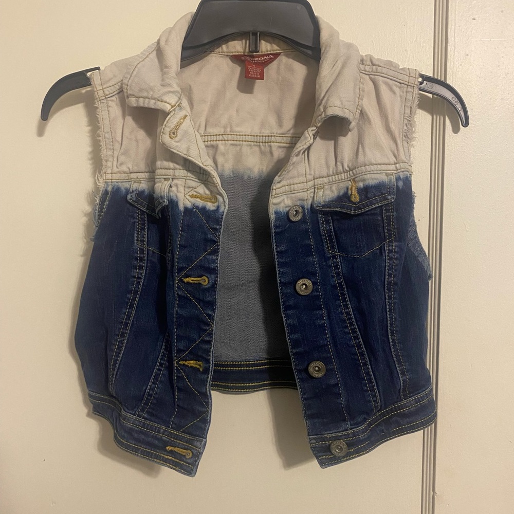 Arizona Jeans size small cropped jean vest